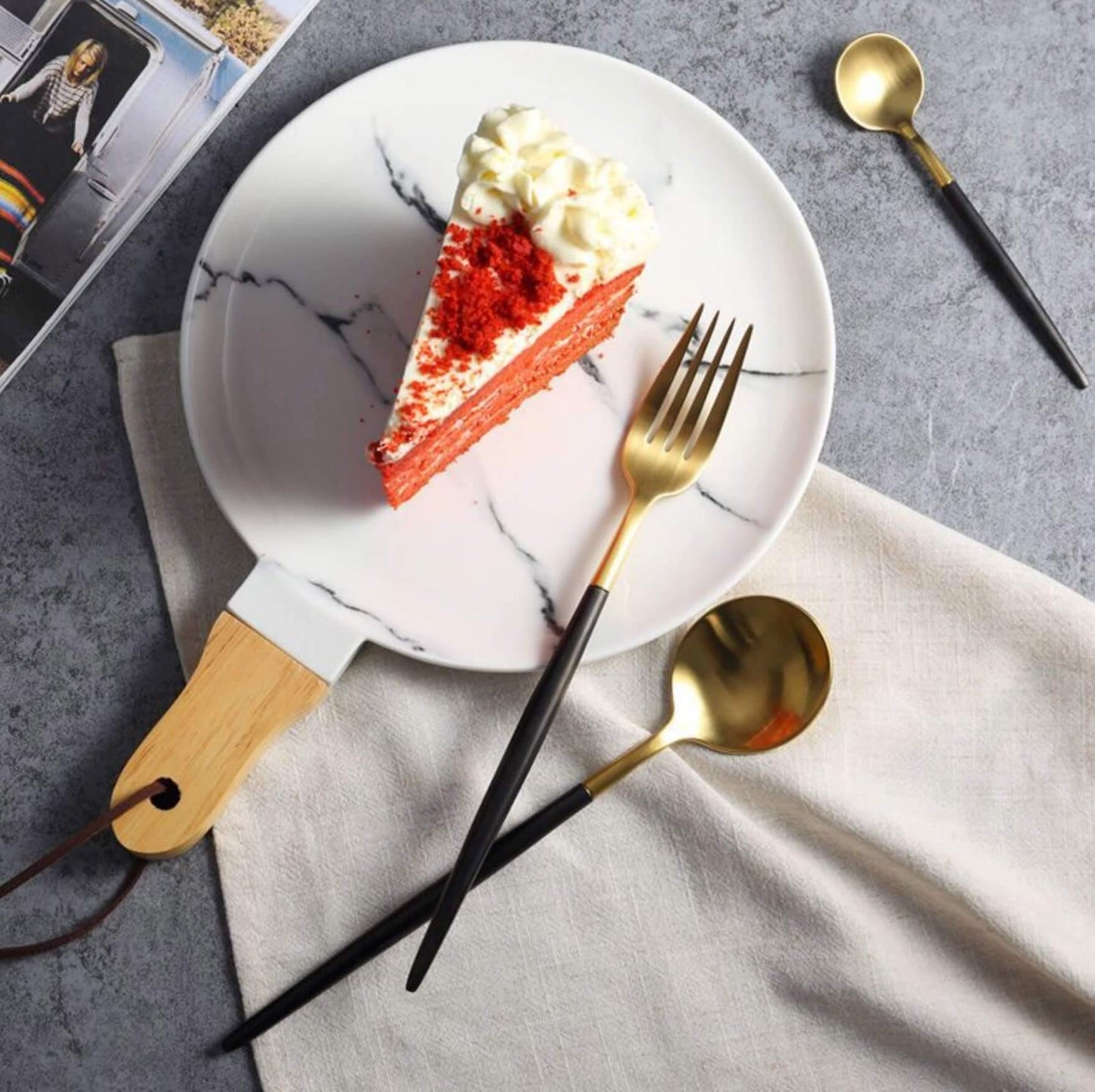 4 Pcs Black & Gold Cutlery Set - Nordic Side -