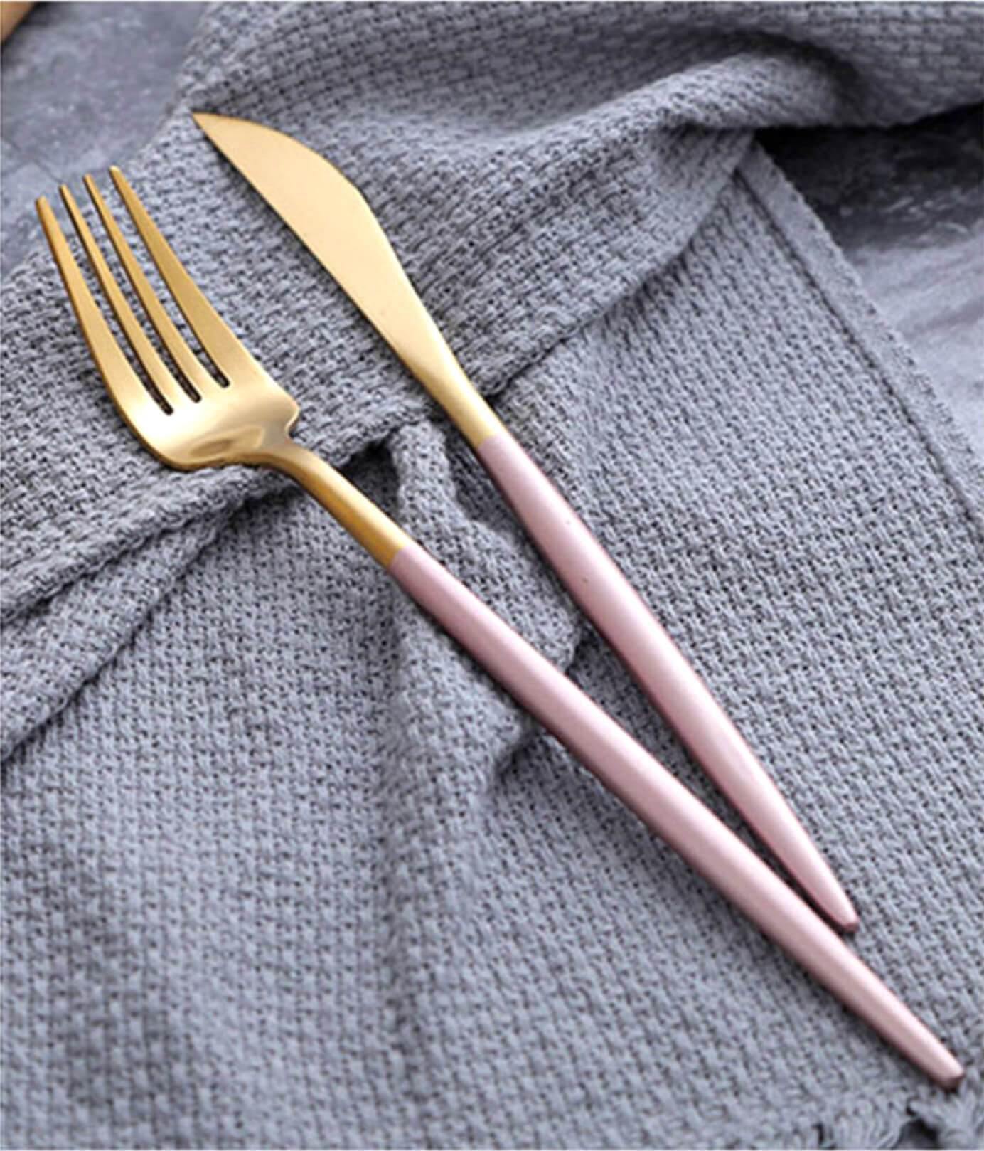 4 Pcs Pink & Gold Cutlery Set - Nordic Side -