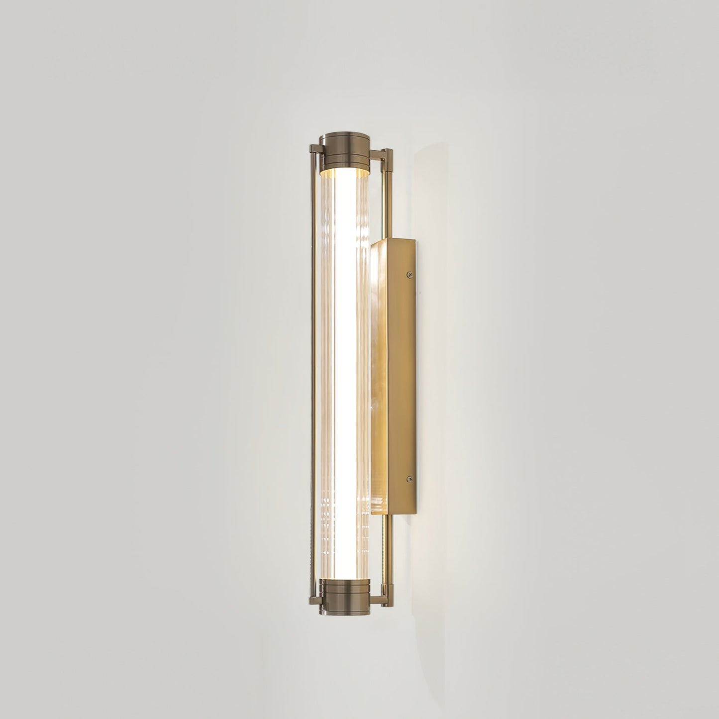 Lirna Wall Lamp
