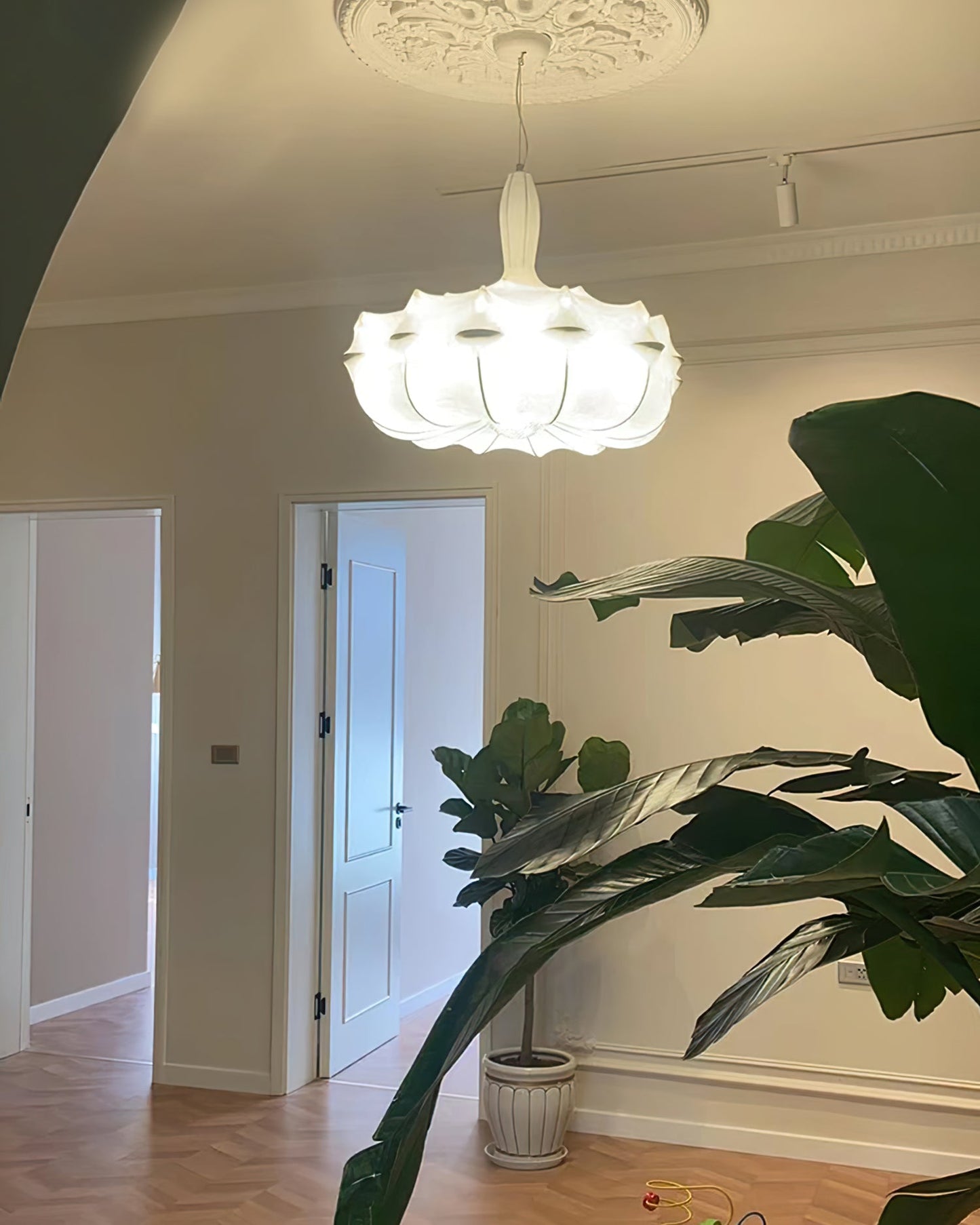 Zeppelin Pendant Lamp