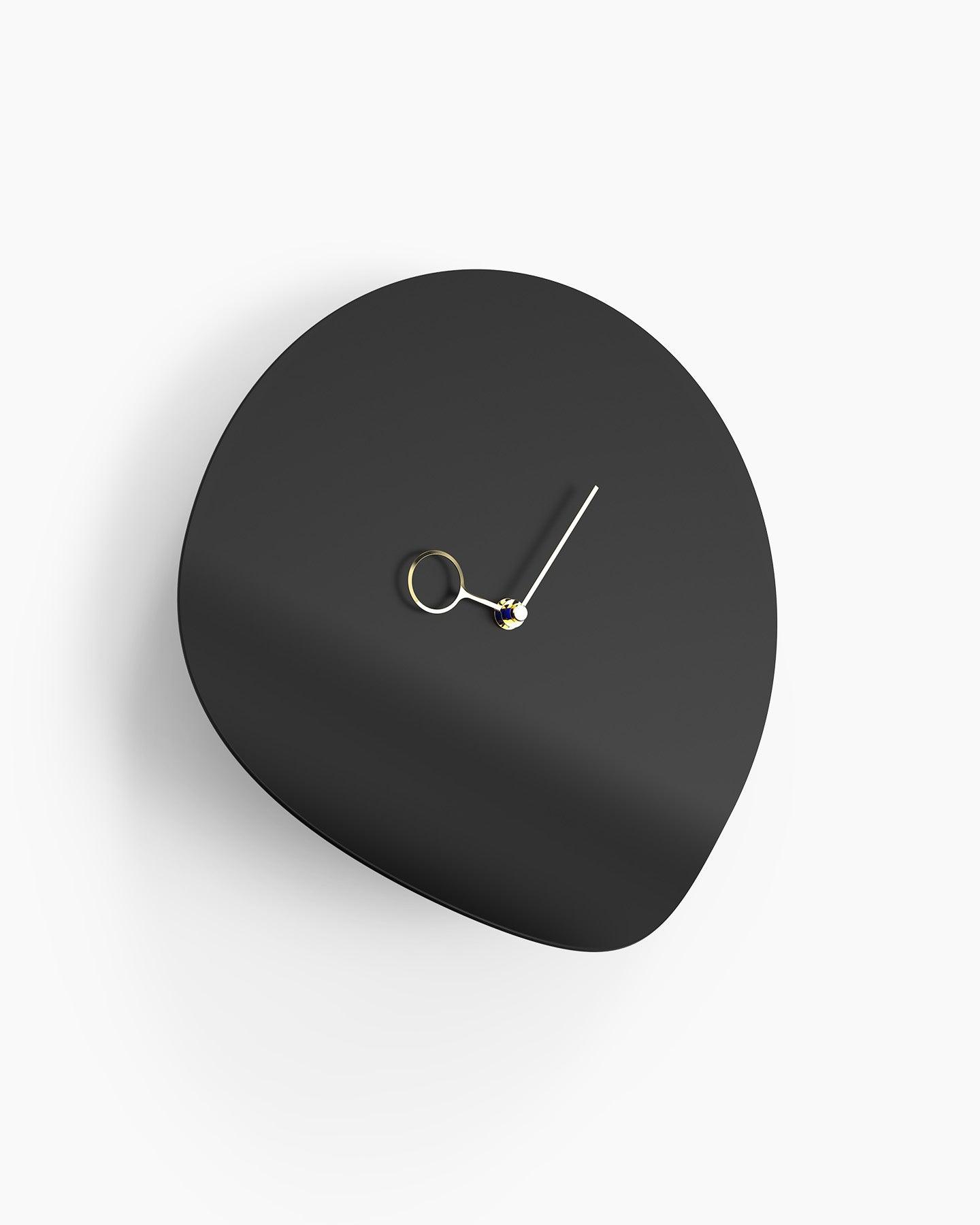 CURVO Wall Clock