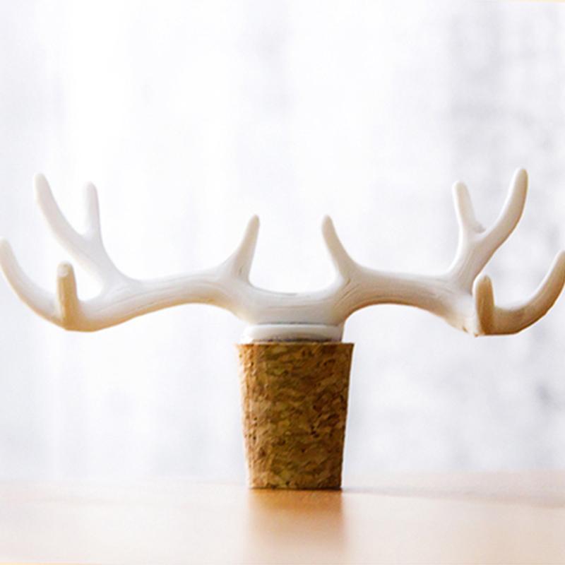 Resin Antler Wine Cover - Nordic Side -