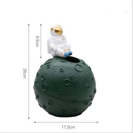 Astronaut & Crater Storage Figurine - Nordic Side -