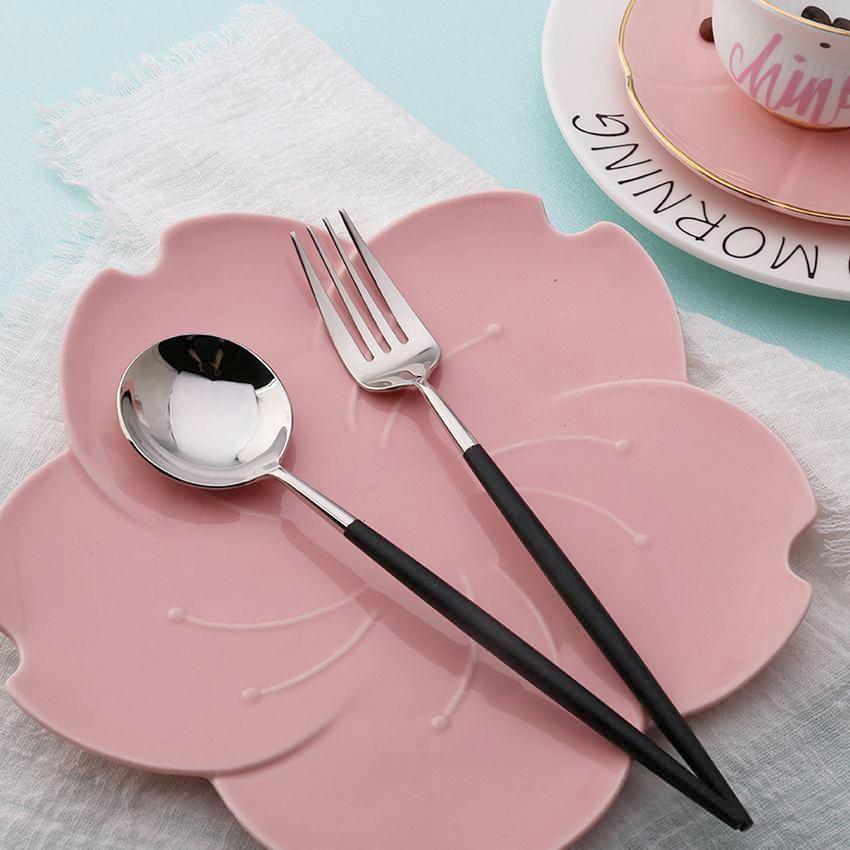 4 Pcs Mirror Surface Black & Silver Cutlery Set - Nordic Side -