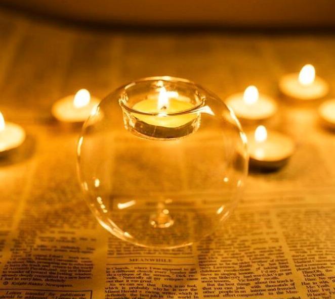 Circlular Glass Candleholder - Nordic Side -