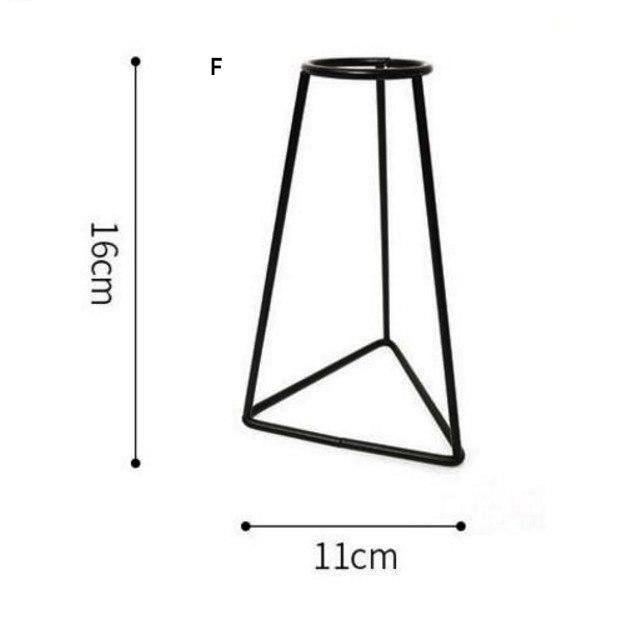 Iron Curved Vases - Nordic Side -