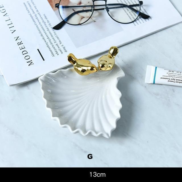 White & Pink Jewerly Plate - Nordic Side -