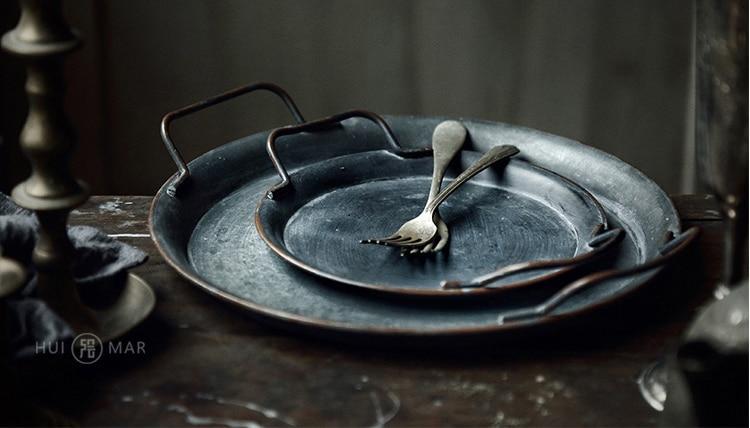 Retro Metal Plates with Handle - Nordic Side -