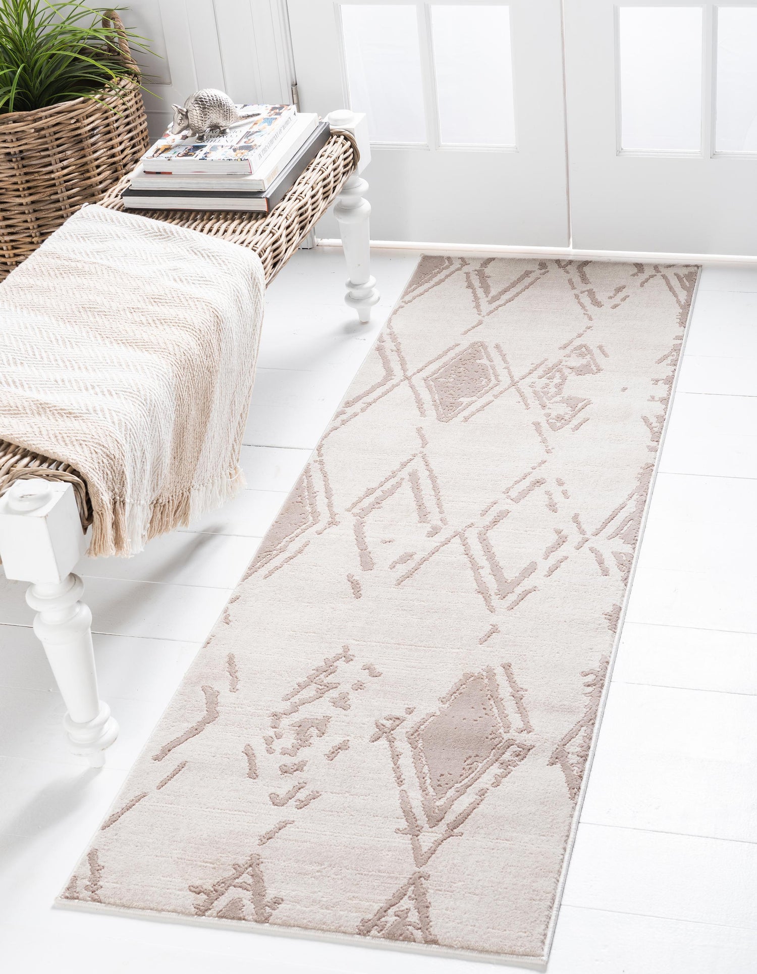 Jakobe - Faded Diamond Pattern Area Rug - Nordic Side - feed-cl0-over-80-dollars, unique-loom, us-only, us-ship