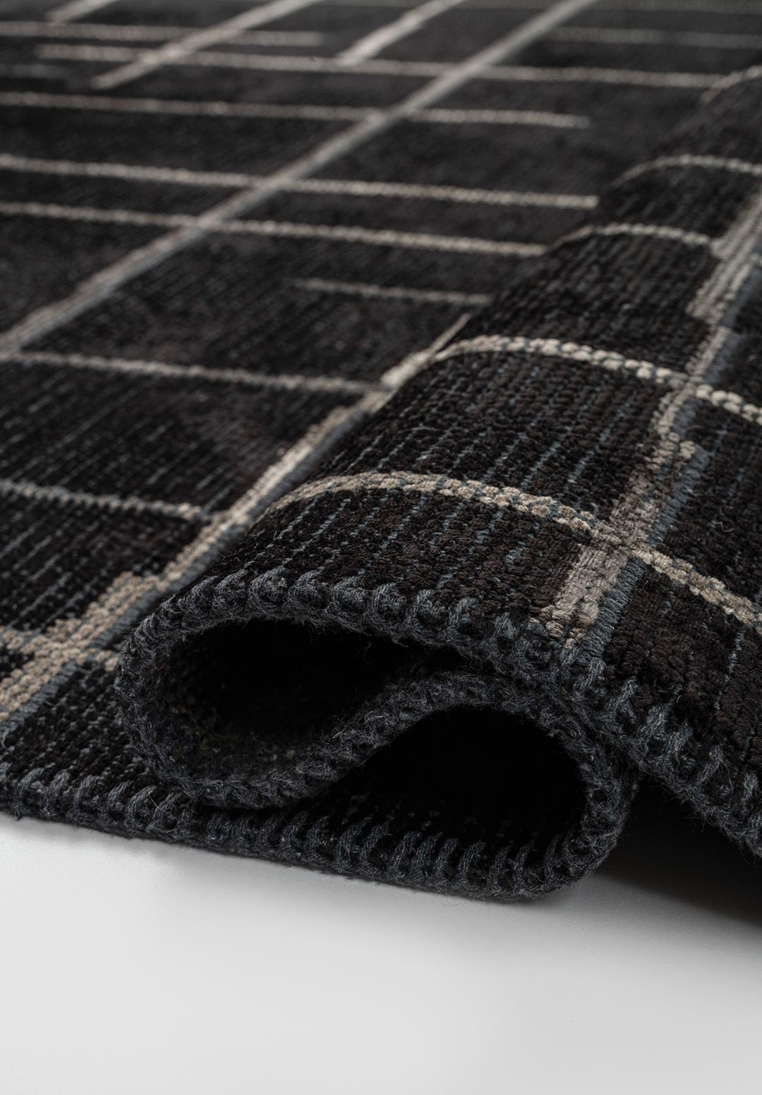 Brooklyn Anthracite - Black Rug