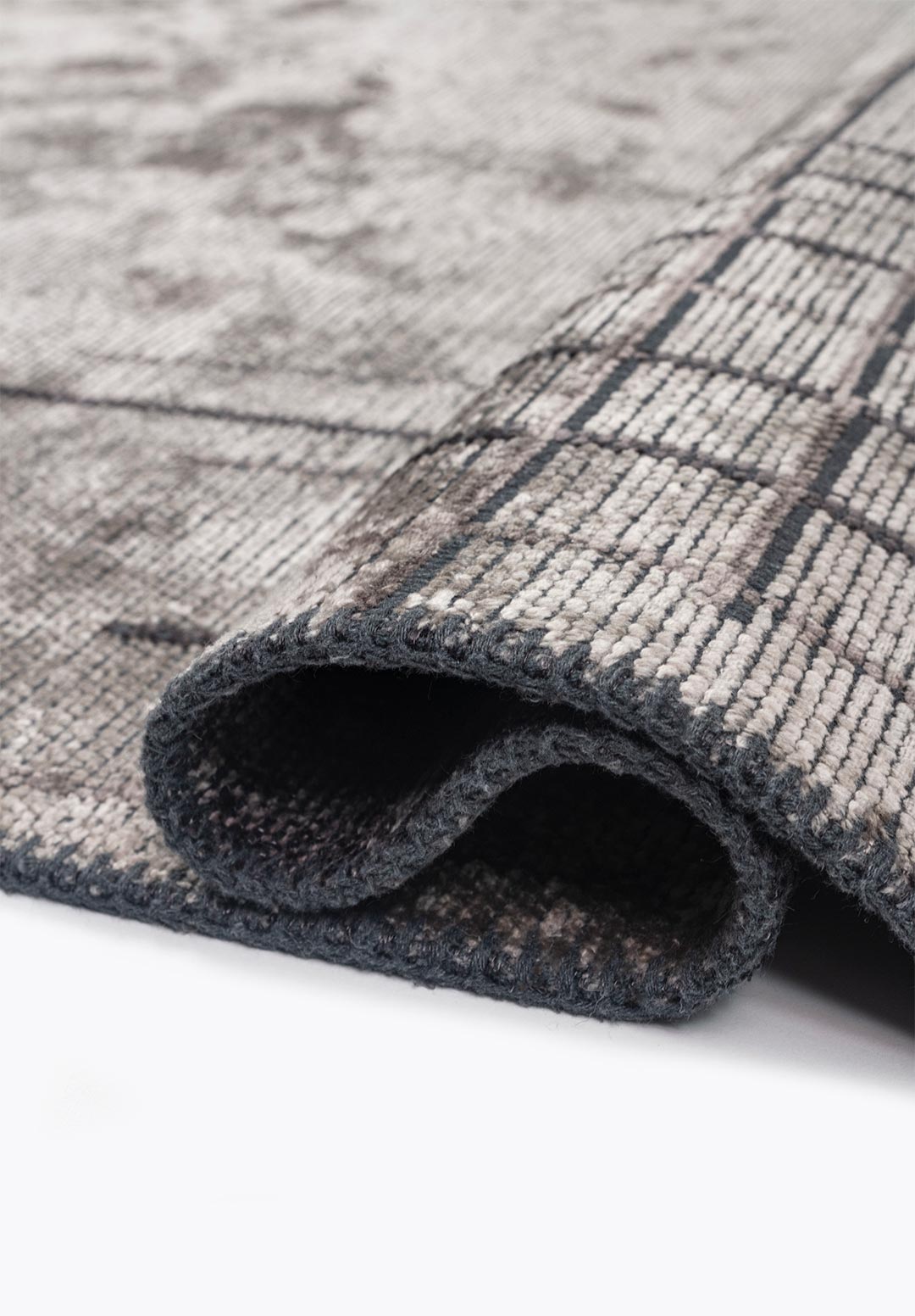 Manhattan Cream - Dark Grey Rug