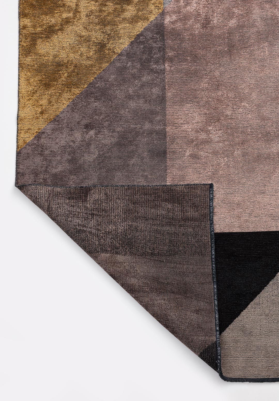 Chicago Dark Grey - Gold Rug
