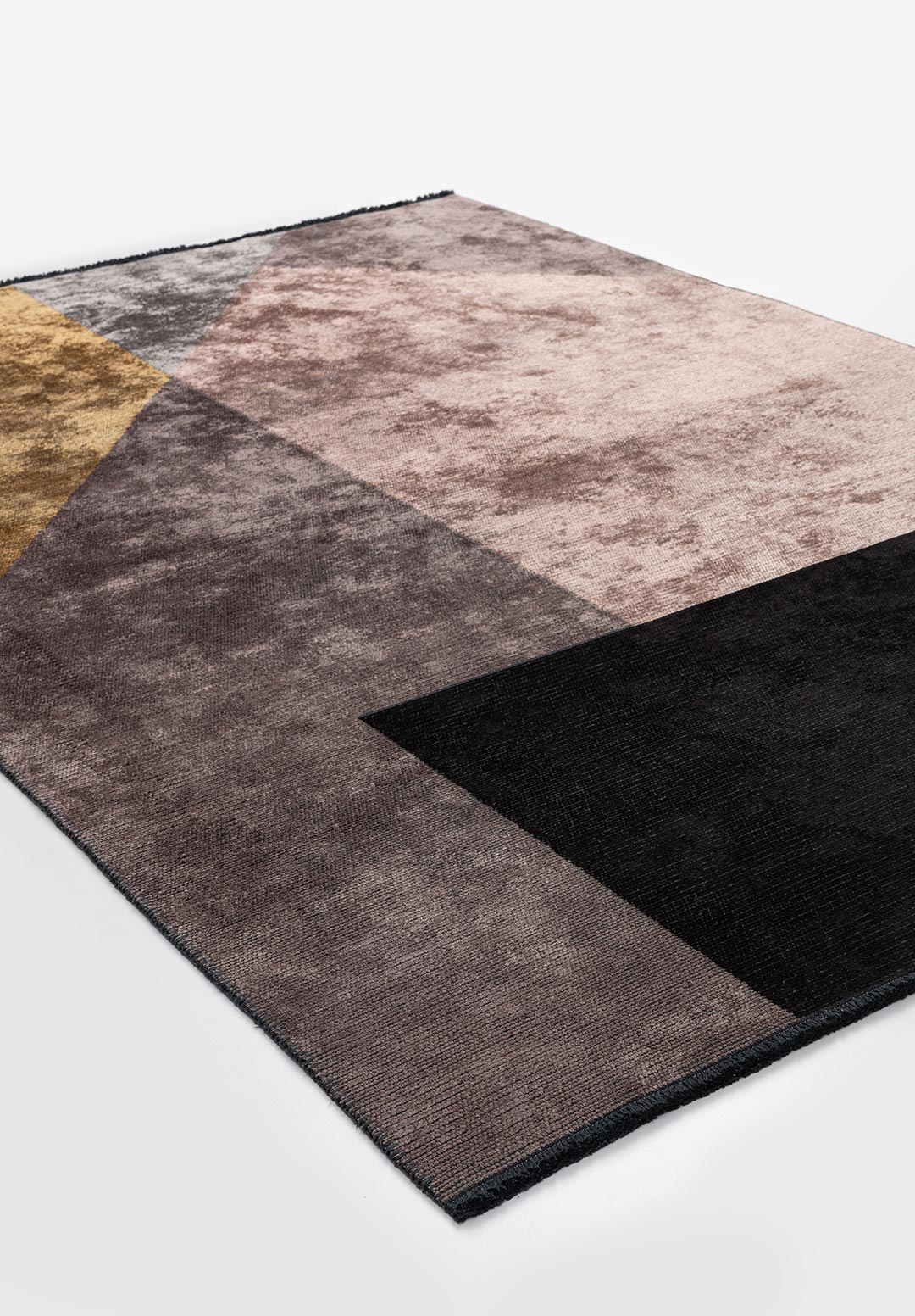 Chicago Dark Grey - Gold Rug
