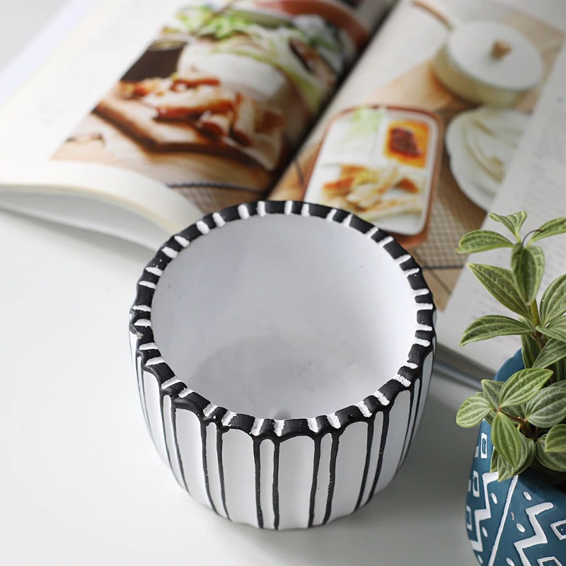 HomeQuill‚Ñ¢ Retro Geometric Flower Pots - Nordic Side - 