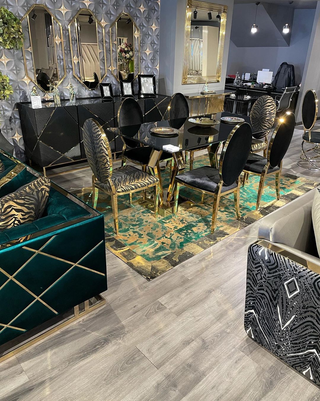 Luvelle Handcrafted Flatweave Natural Leather Rug