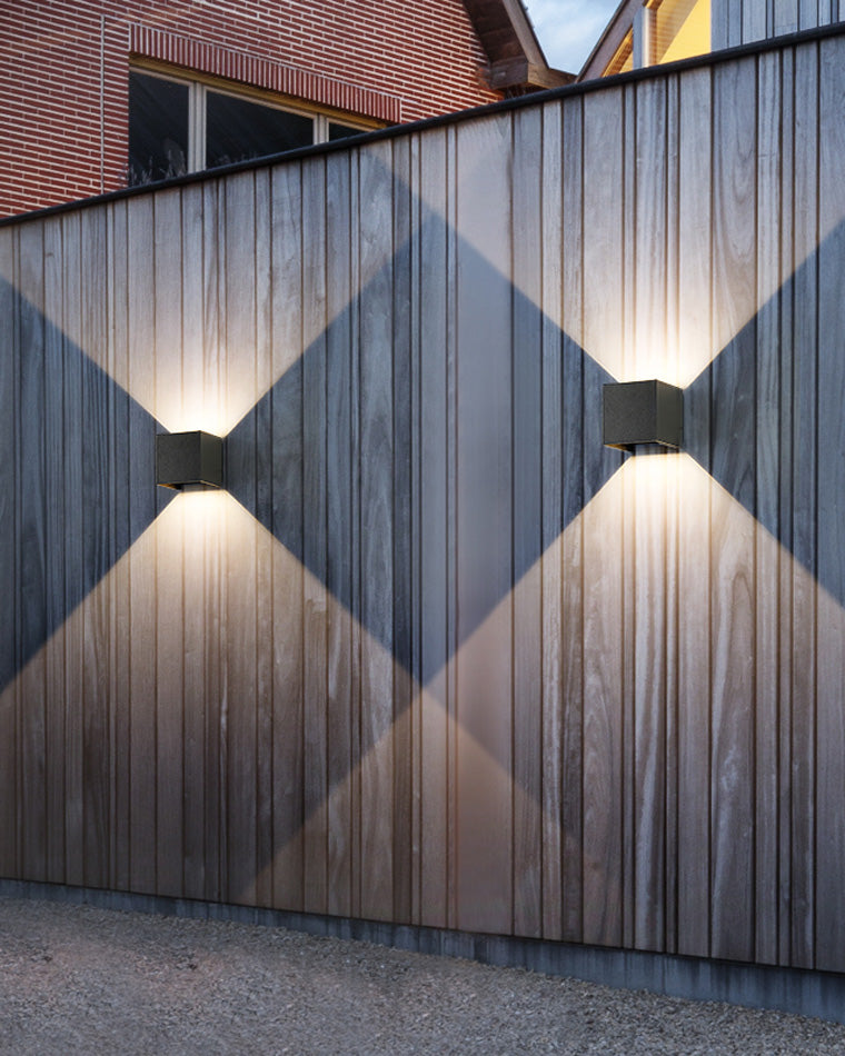 WOMO Outdoor Up Down Wall Light-WM9062