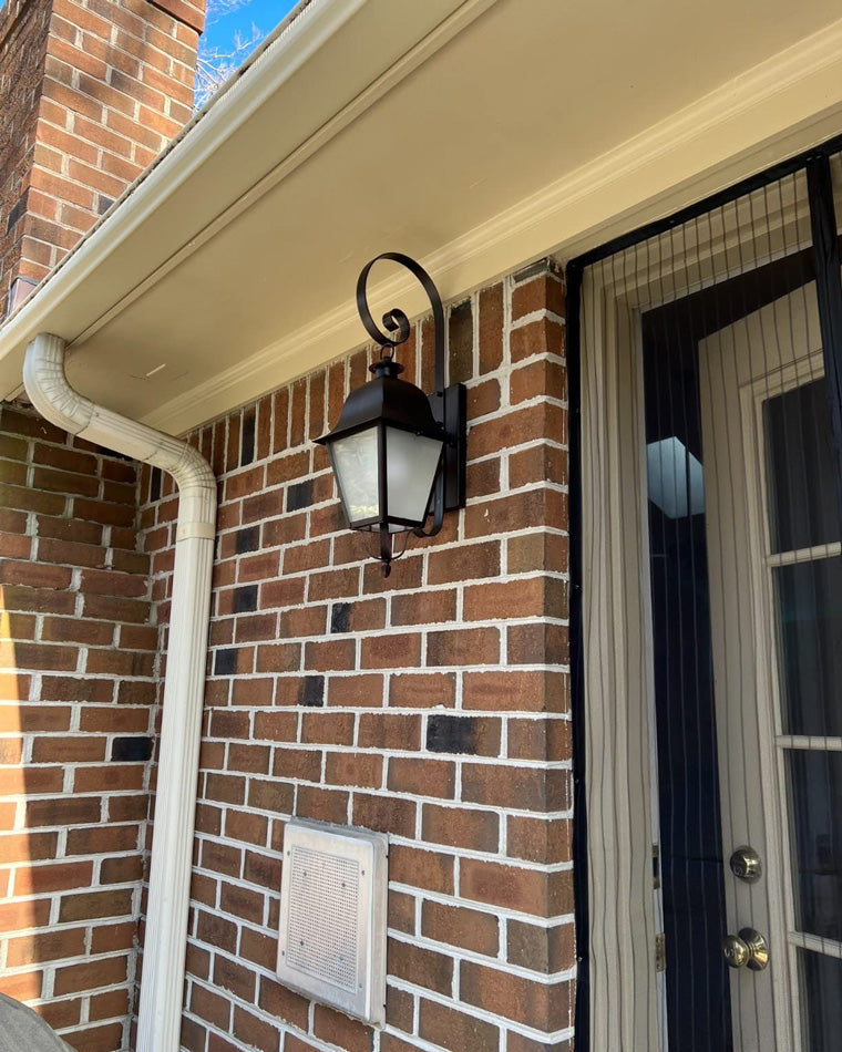 WOMO Colonial Outdoor Wall Light-WM9213