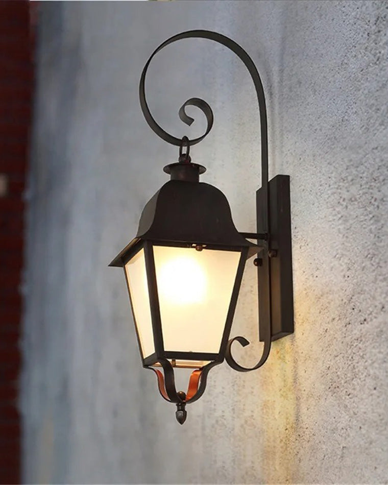 WOMO Colonial Outdoor Wall Light-WM9213