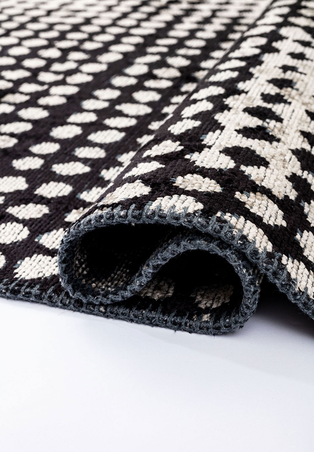 Dots Black - Cream Rug