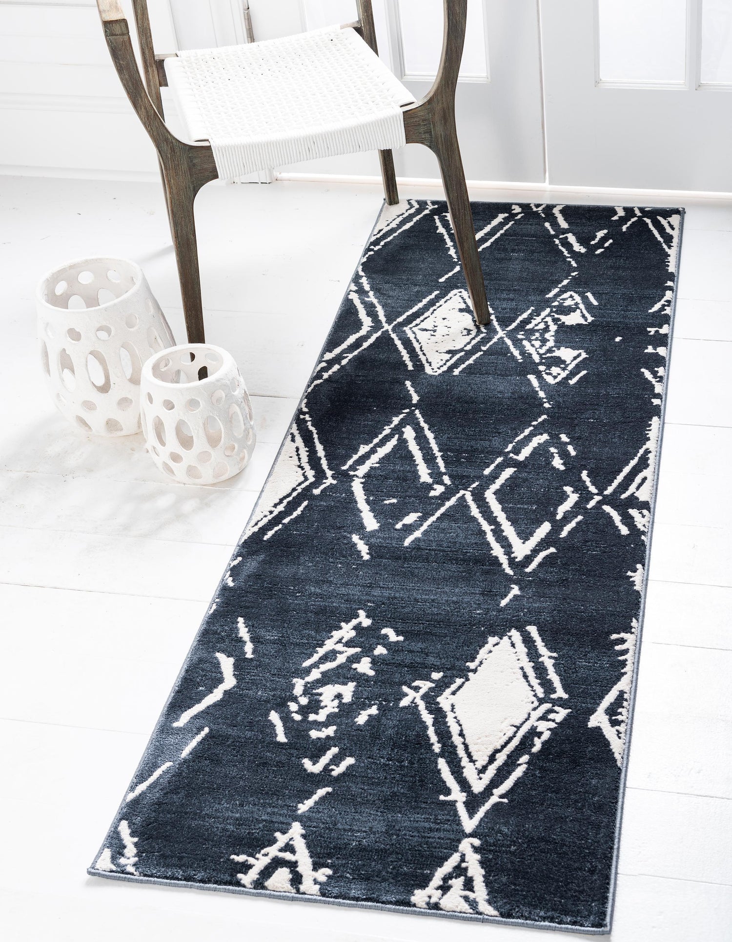 Jakobe - Faded Diamond Pattern Area Rug - Nordic Side - feed-cl0-over-80-dollars, unique-loom, us-only, us-ship