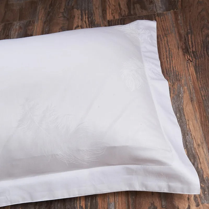 Pero White Cotton Jacquard Bedding