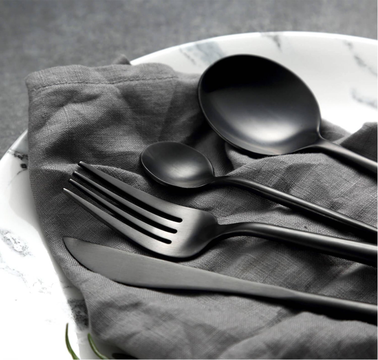 4 Psc Black Cutlery Set - Nordic Side - 