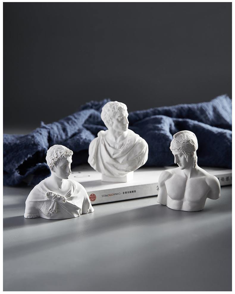 STATUE - Nordic Side - Sculptures