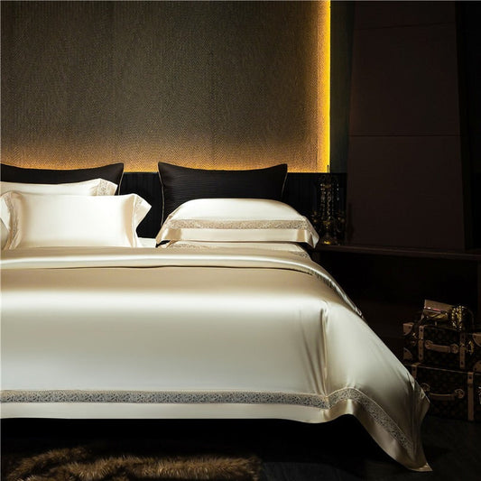 Willa Gold Modern Bedding Set
