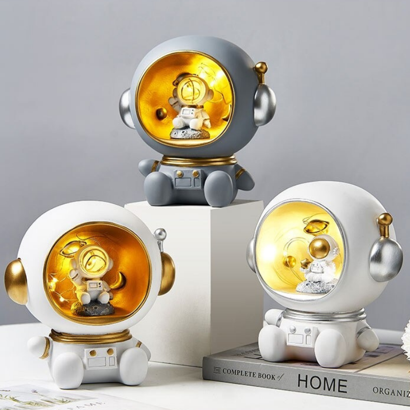 HomeQuill‚Ñ¢ Astronaut Creative Night Light - Nordic Side - 