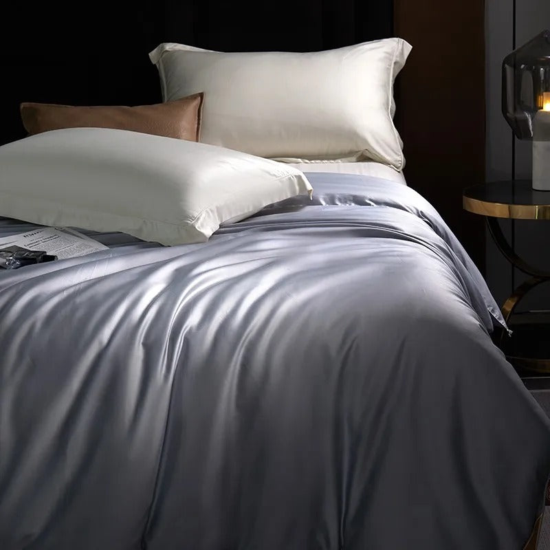 Seda Silvery Grey Mulberry Silk Filling Comforter