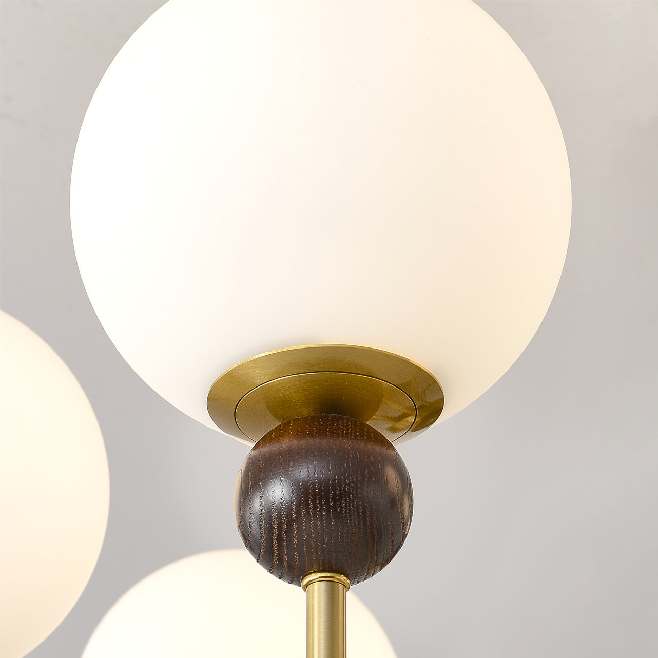 Aeyee Glass Chandelier