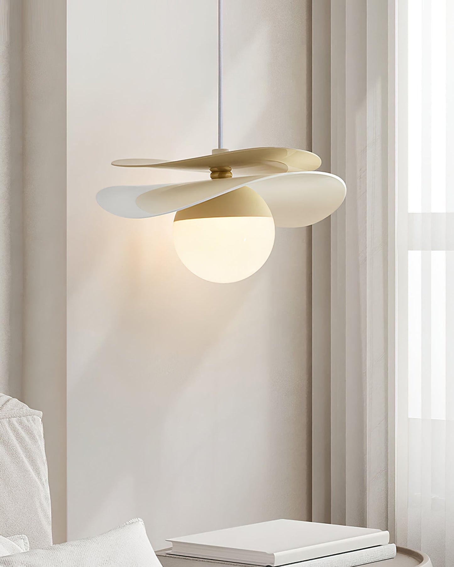Antigone Pendant Lamp