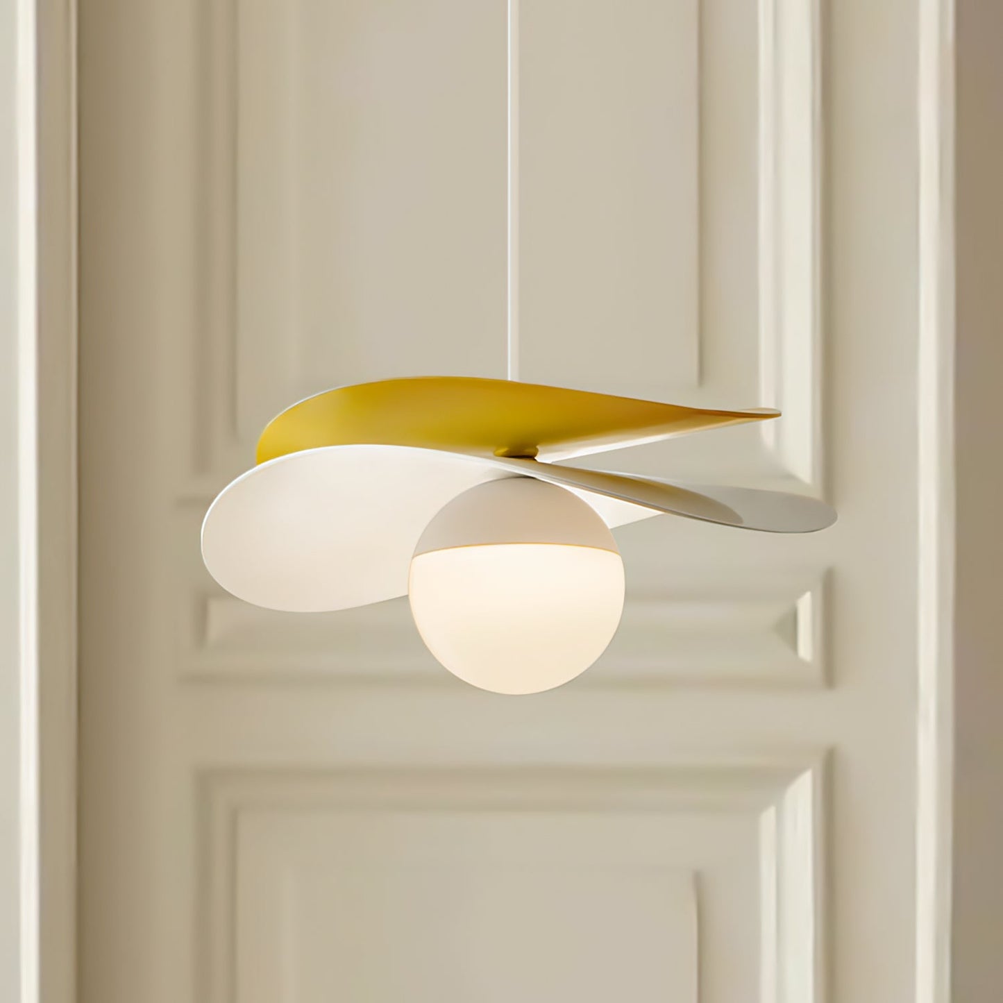 Antigone Pendant Lamp