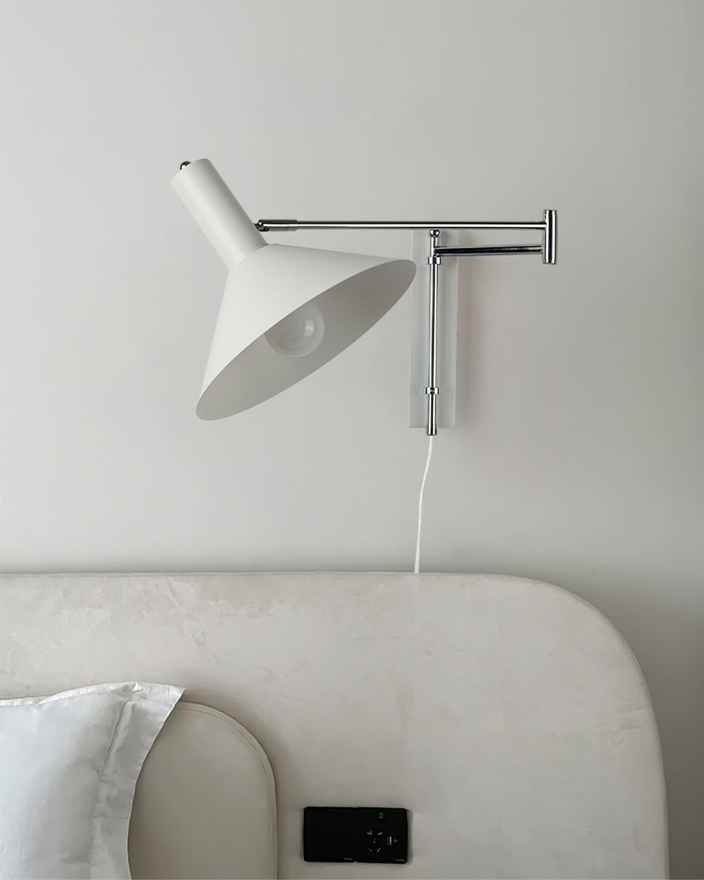 Anvia Plug In Wall Lamp