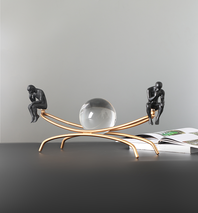 The Reverse Seesaw - Black/Gold