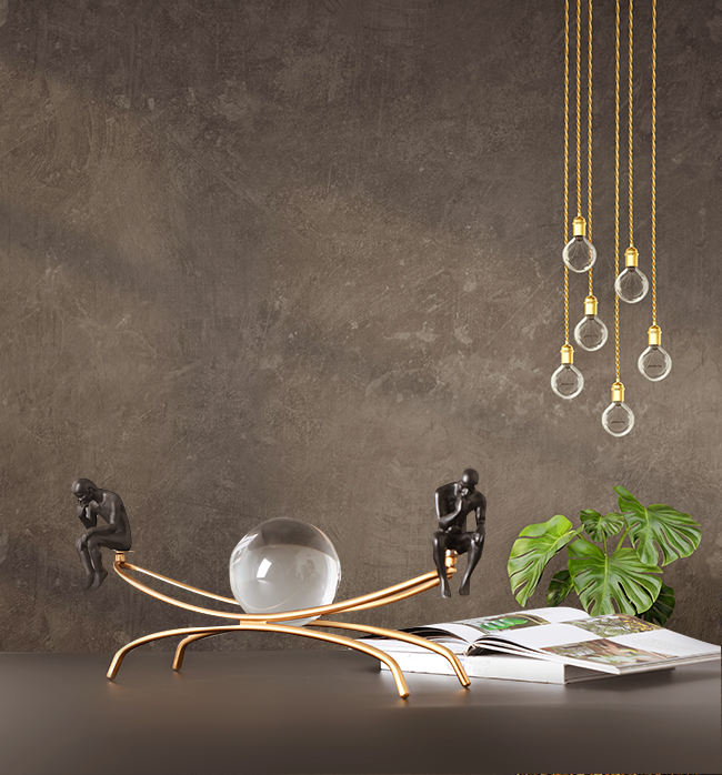 The Reverse Seesaw - Black/Gold