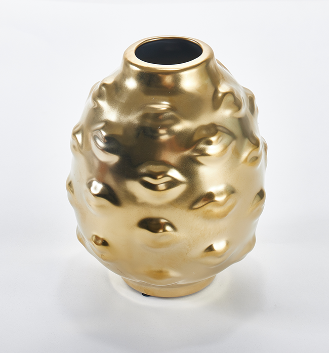 The Pout Vase - Gold