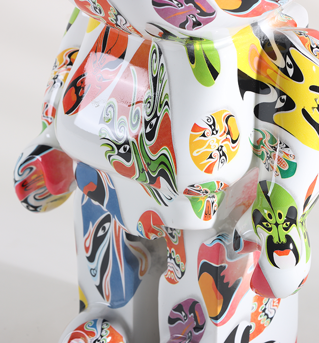 Bear Figurine - Whitish Undertone