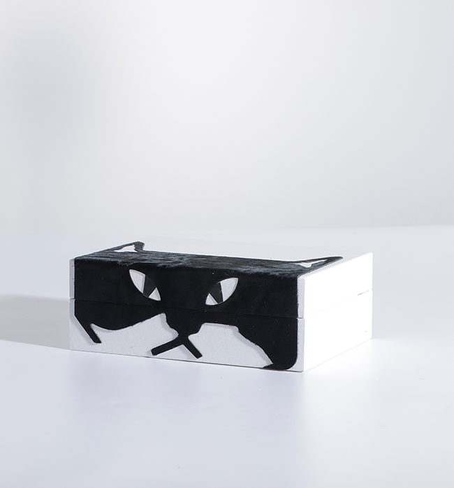 The Feline Jewellery Collection - Small, Grey/Black