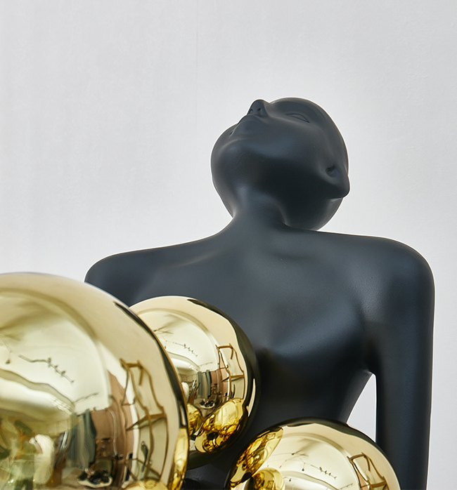 The Aphrodite Collection Lady With Balloon - Large