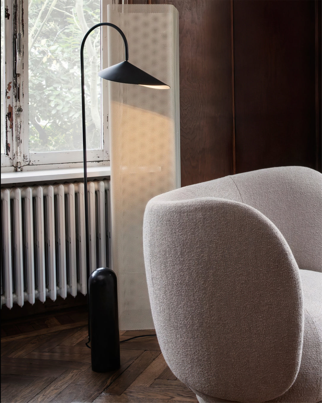 Arum Floor Lamp