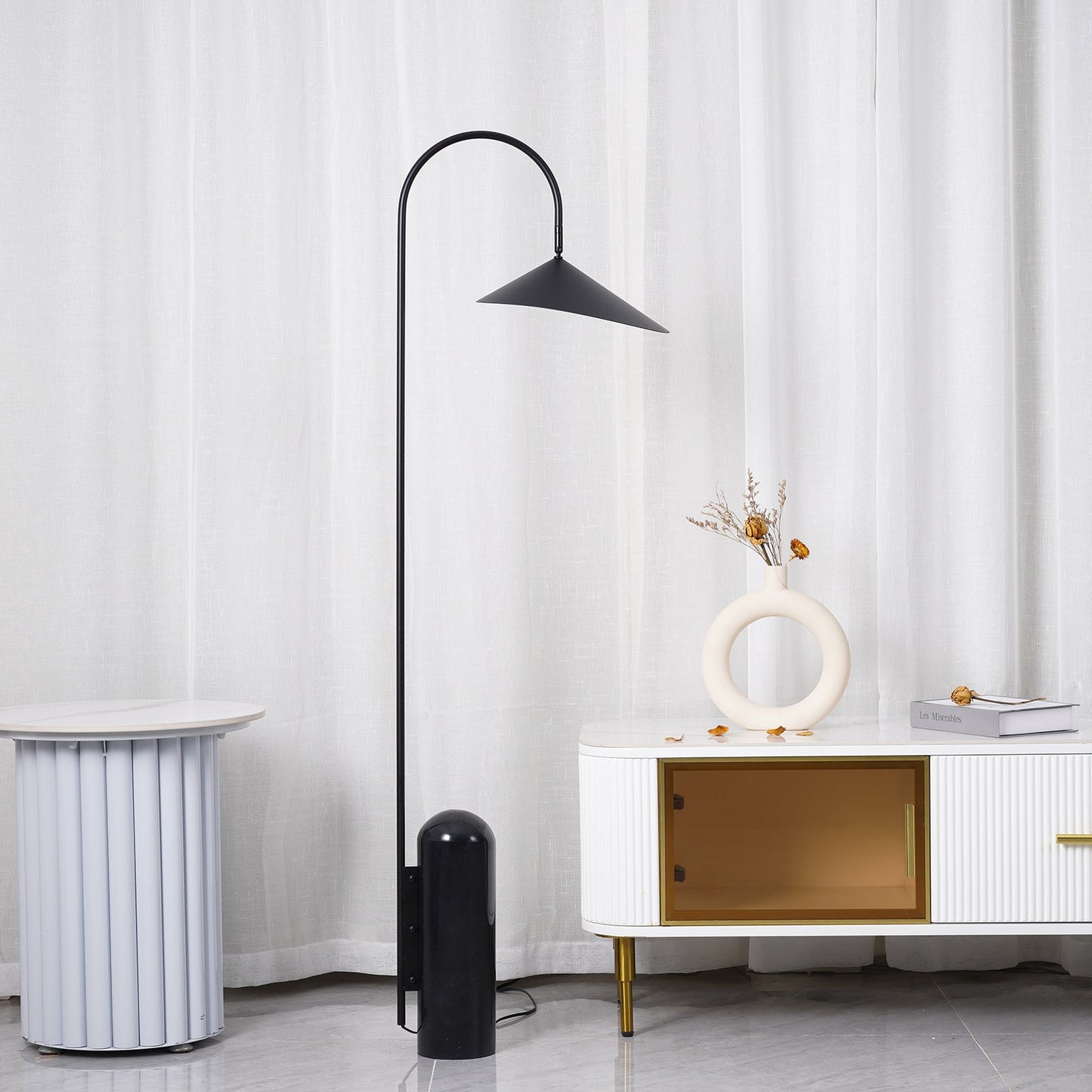 Arum Floor Lamp