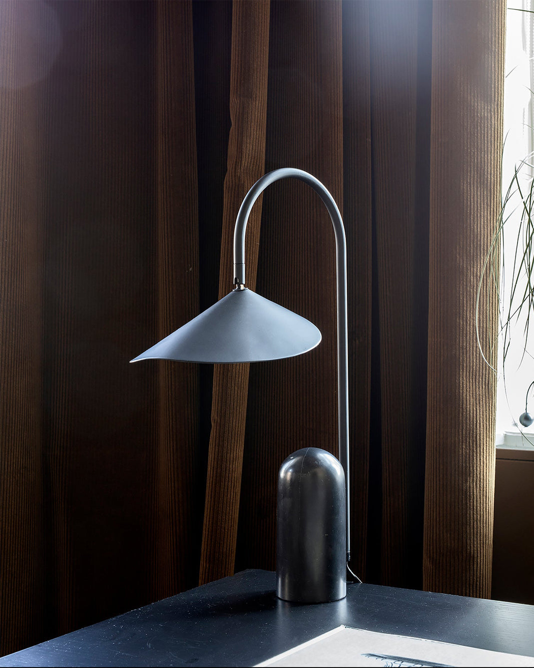 Arum Table Lamp