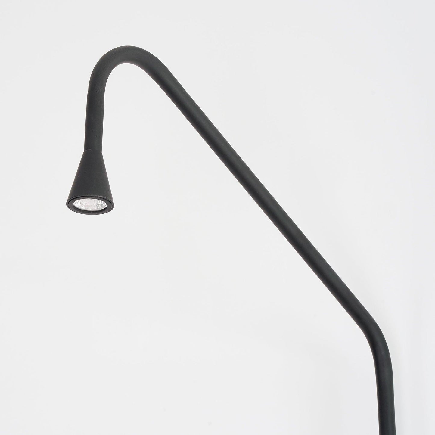 Svarna Wall Lamp