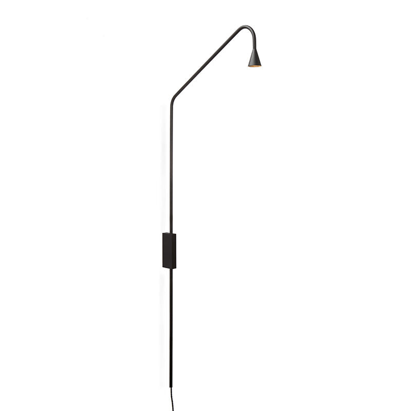 Svarna Wall Lamp
