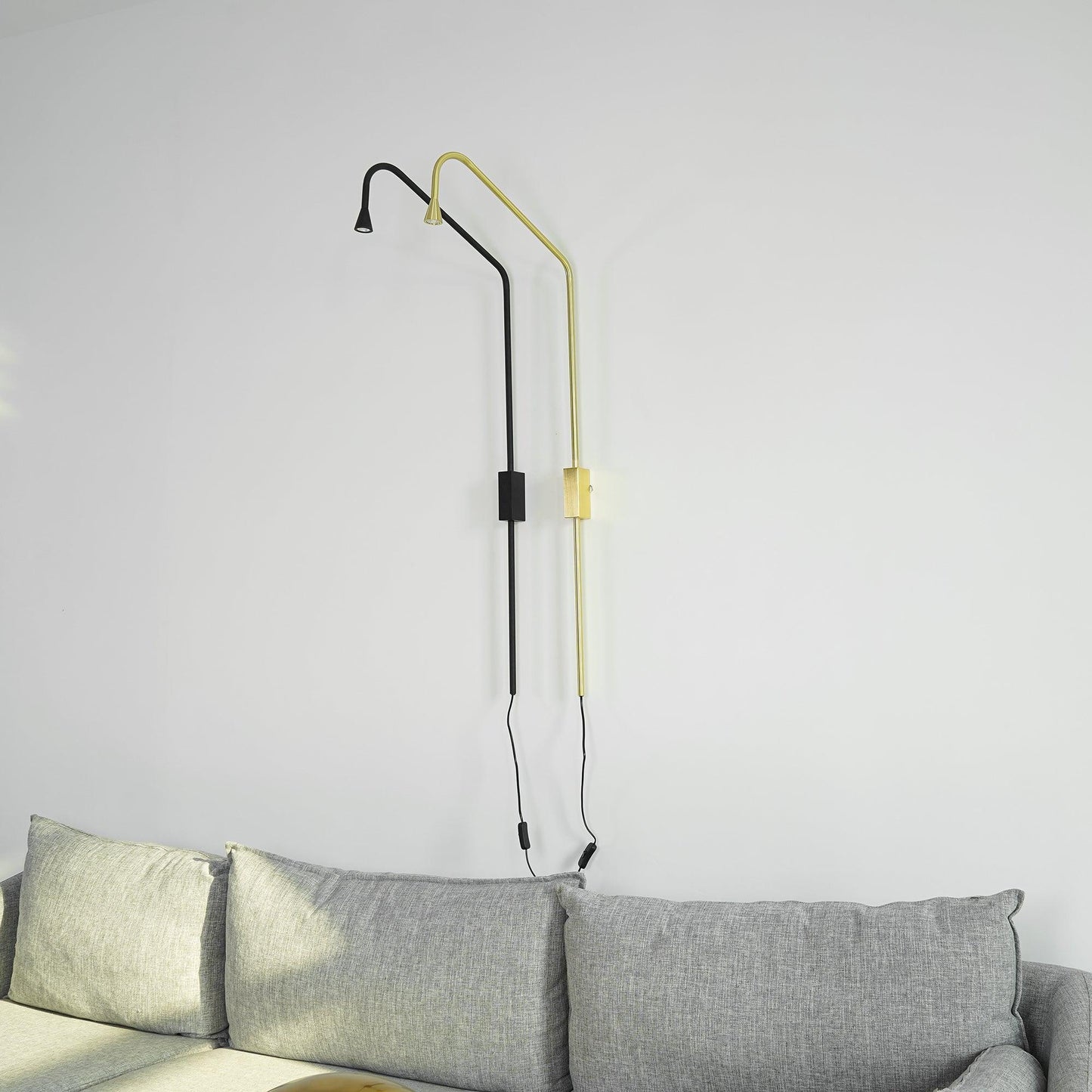 Pureform Stylish Wall Lamp