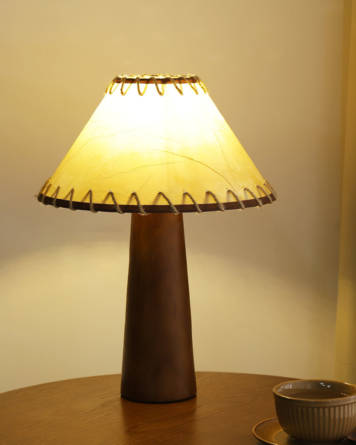 Basica Table Lamp