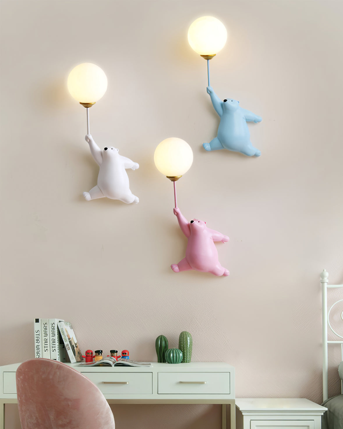 Bear Balloon Wall Lamp