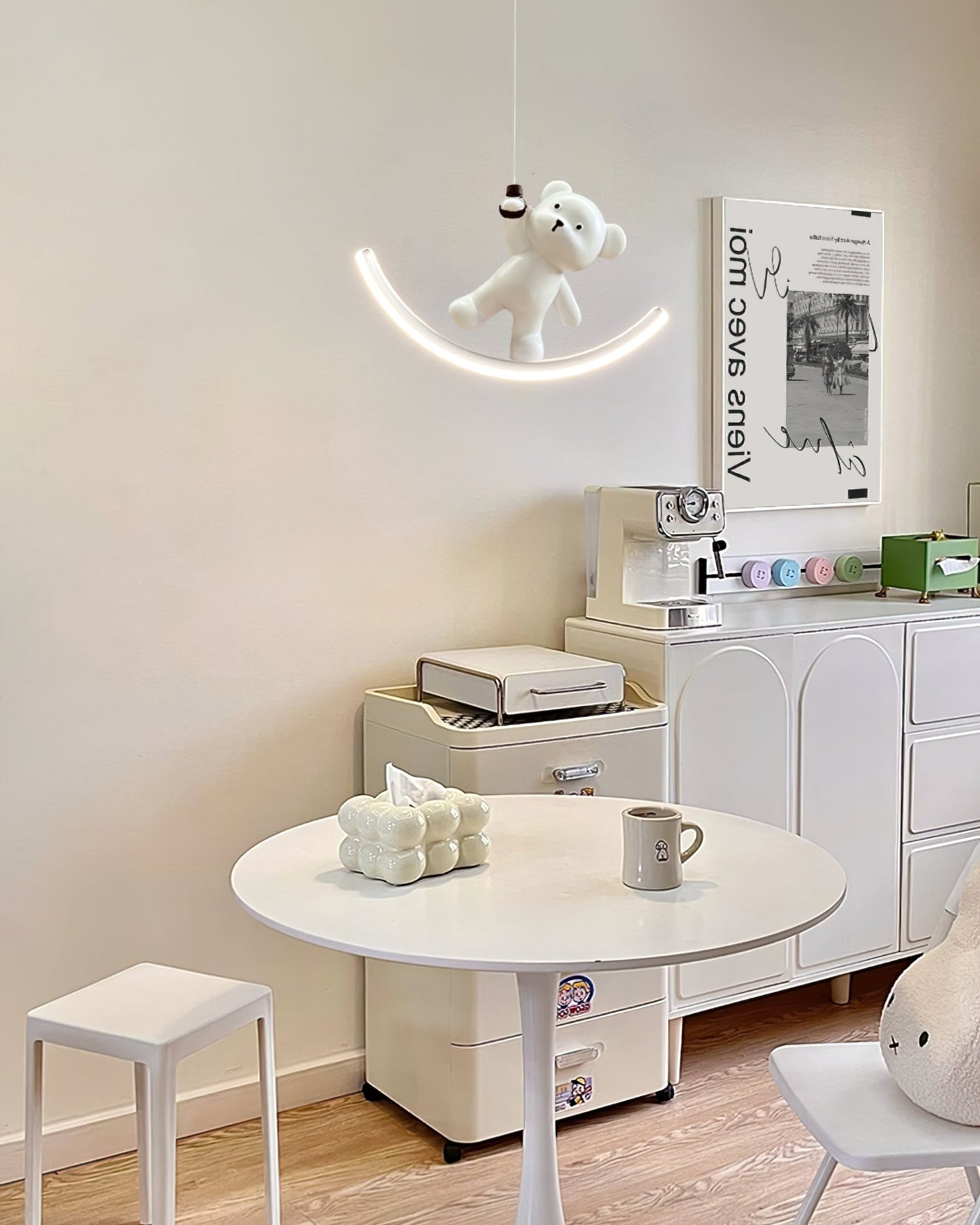 Bear Resin Pendant Lamp