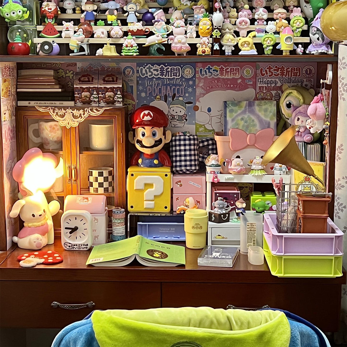 Bunny Flower Table Lamp